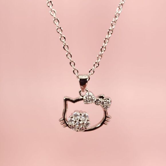 Brand New Silver Rhinestone Hello Kitty Necklace - Picture 1 of 7